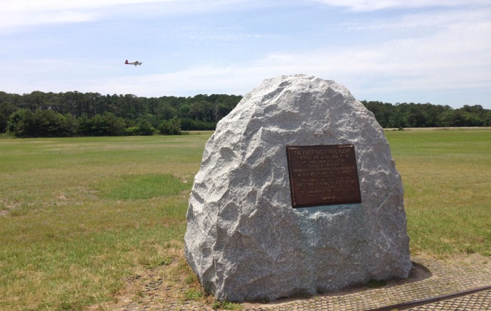 Wright Bros monument, plane